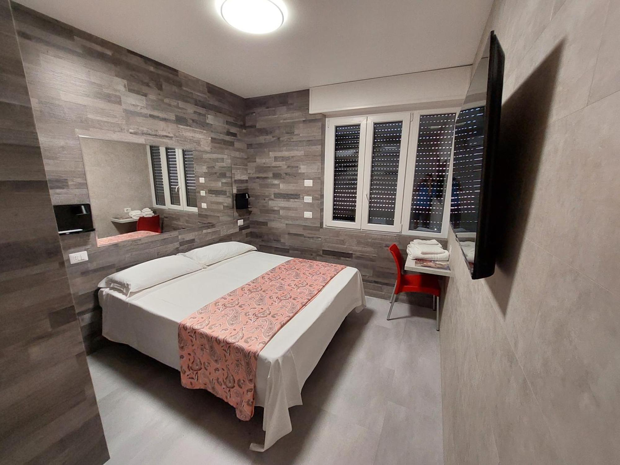 Hotel Pontenuovo Merone Kültér fotó