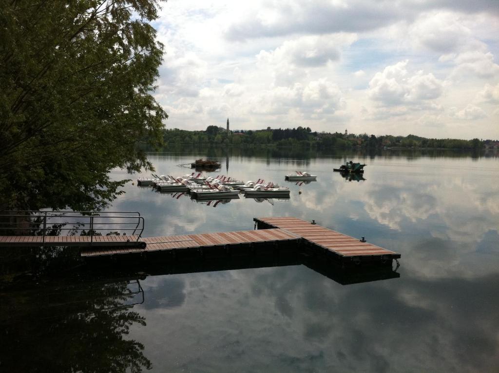 Hotel Pontenuovo Merone Kültér fotó